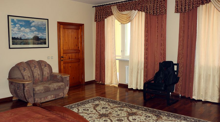 Люкс 1-местный 2-комнатный с сауной