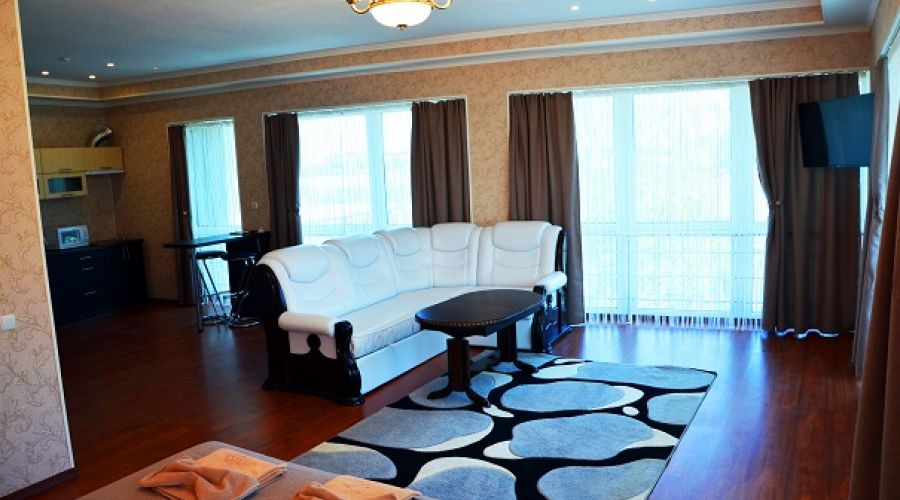 Люкс-студио 2-местный