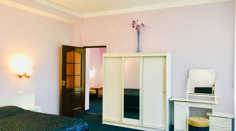 Семейный 4-местный 2-комнатный