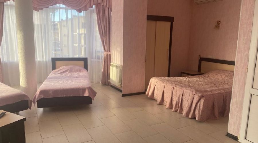 Студия 4-местный