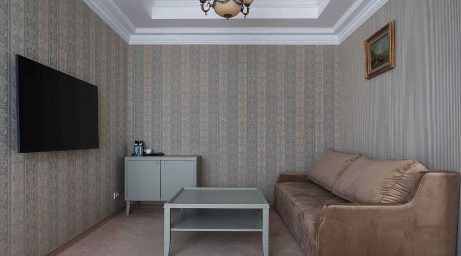 Люкс с джакузи 2-местный 2-комнатный