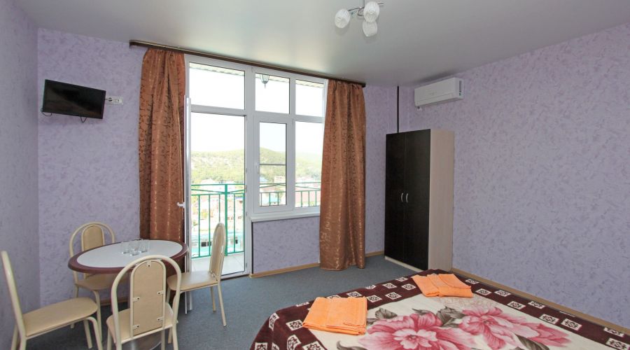 Семейный Семейный 4-местный 2-комнатный