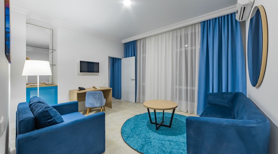 Люкс 4-местный 3-комнатный 3 этаж