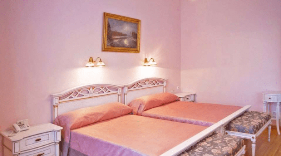 Апартаменты 2-местный 2-комнатный (с кухней)