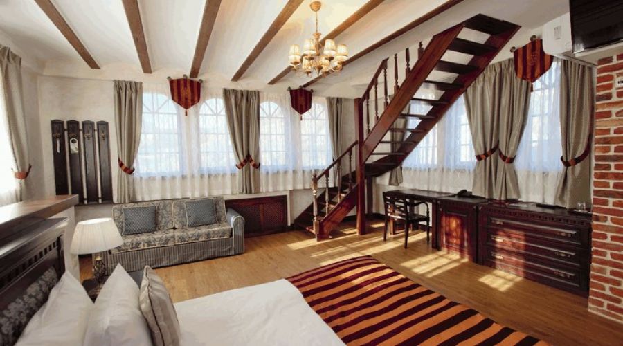 Люкс 2-местный Романтический 