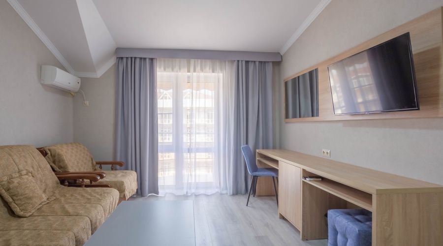 Люкс 6-местный 2-комнатный