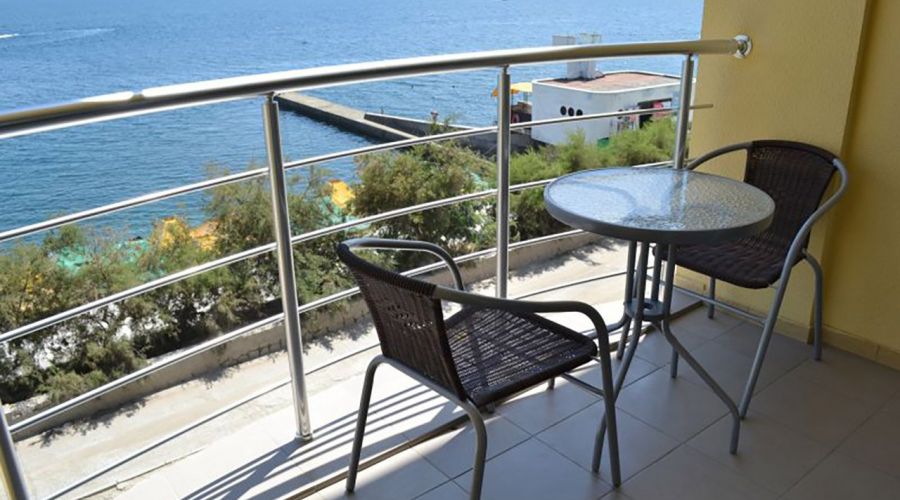 Полулюкс 2-местный с боковым видом