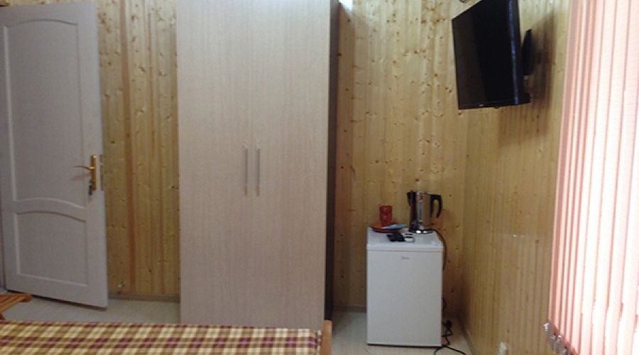 Стандартный 2-местный 1-комнатный с деревянной облицовкой 