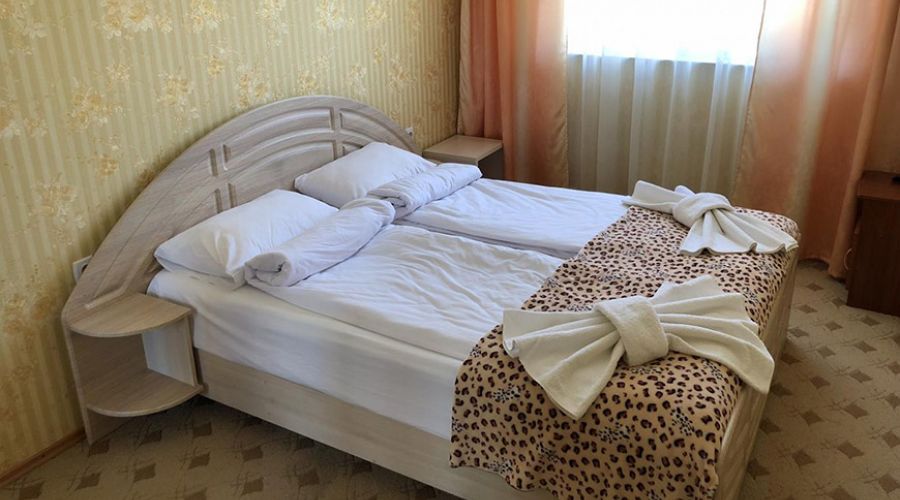 Люкс Люкс 4-местный 2-комнатный