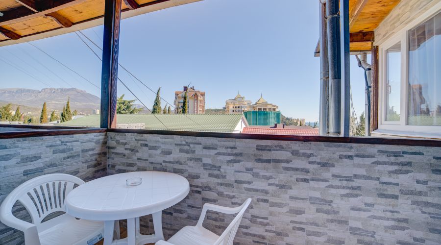 Стандартный 2-местный с балконом