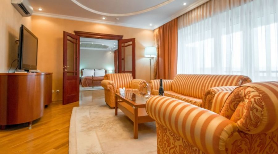 Люкс 2-местный 2-комнатный люкс