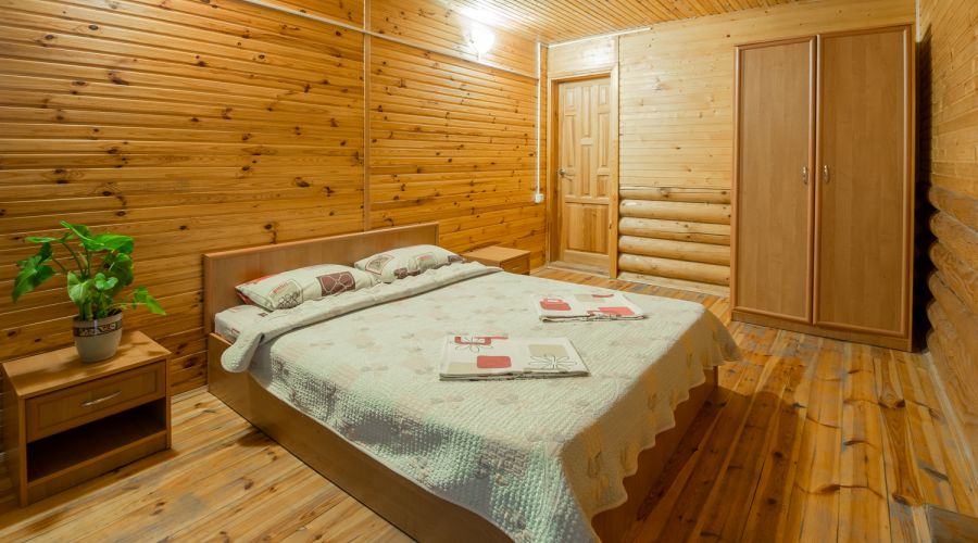 4-местный  номер в корпусе "Сруб"