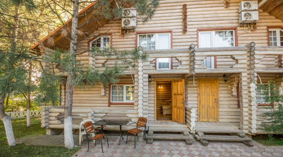 4-местный  номер в корпусе "Сруб"