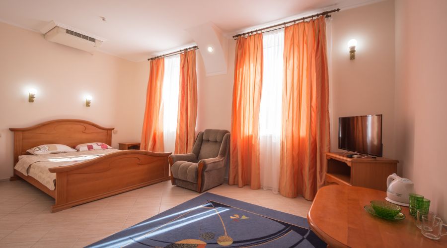 Люкс 3-местный 2-комнатный