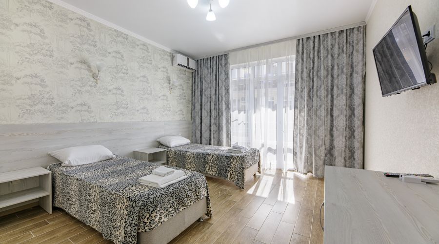 Стандарт 2-местный Комфорт с балконом