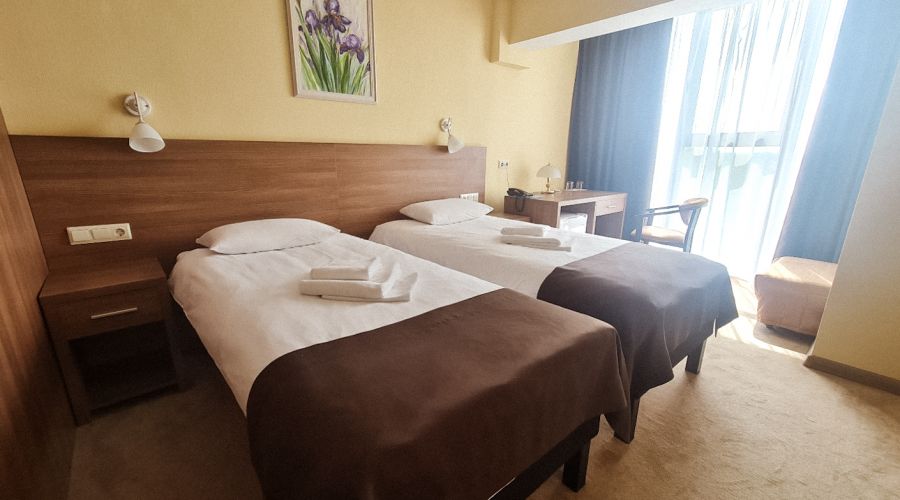 Комфорт 2-местный TWIN/DBL на озеро