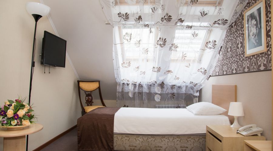 Стандартный 1-местный в мансарде