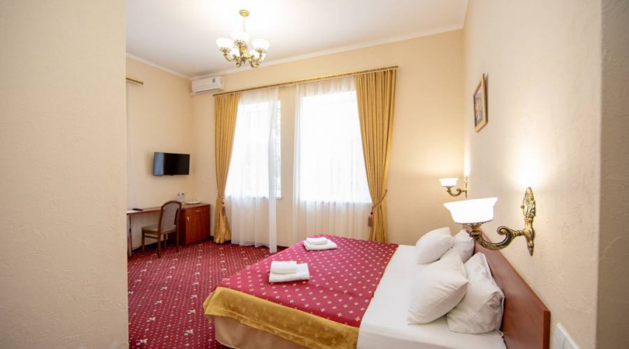 Полулюкс 2-местный без балкона