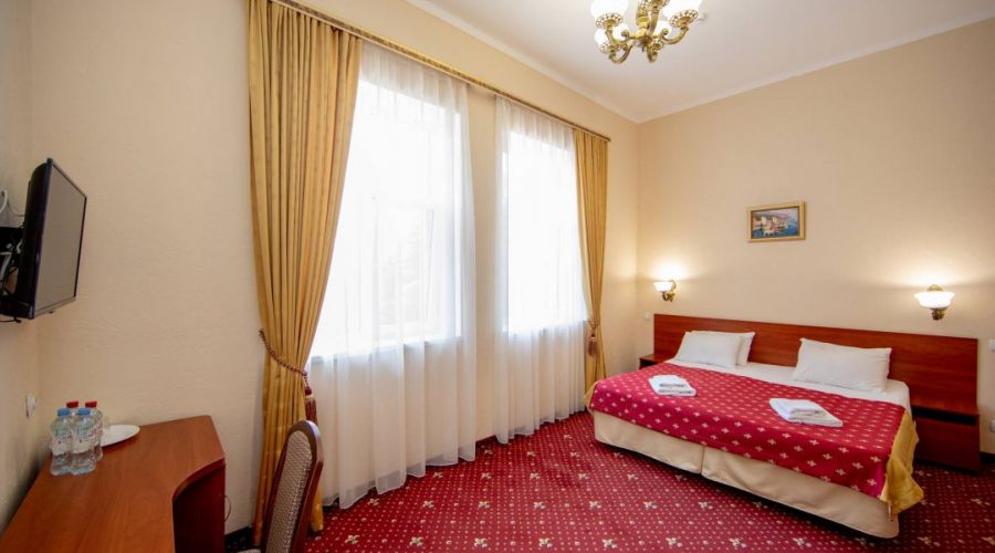 Полулюкс 2-местный без балкона