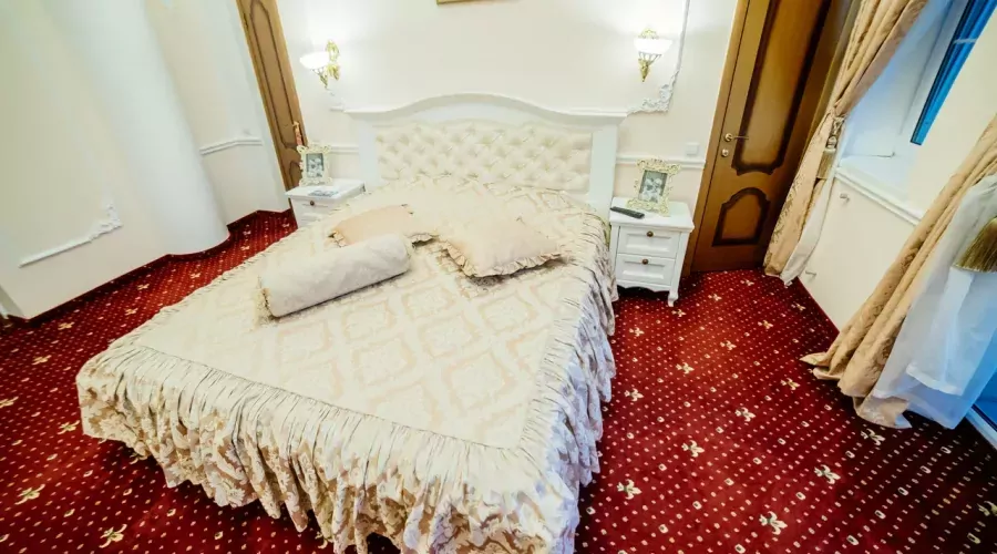 Люкс "Романова" 2-местный 1-комнатный