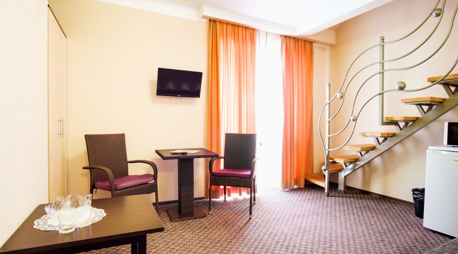 Люкс 2-местный 2-комнатный 2-уровневый