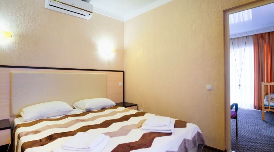 Люкс 2-местный 2-комнатный с балконом