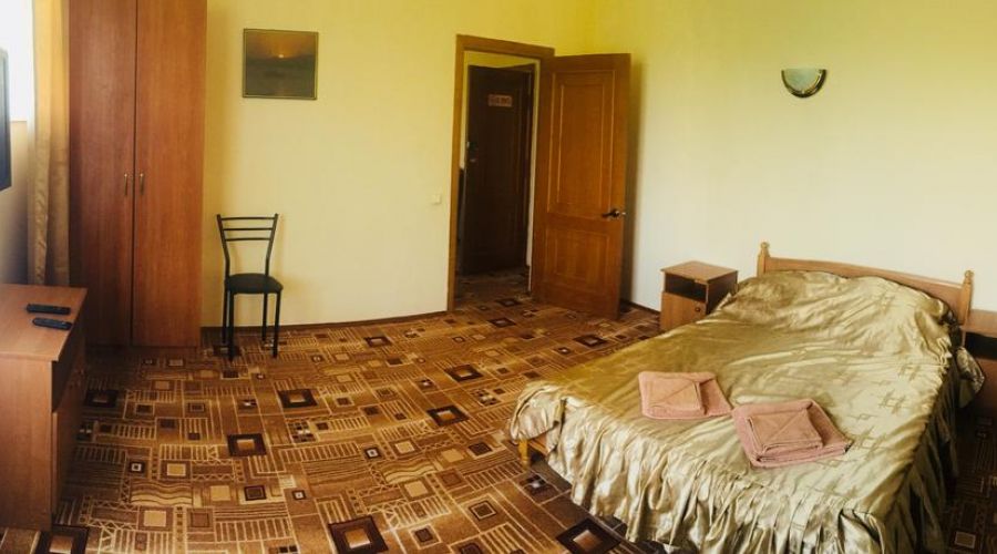 Семейный 3 местный 2 комнатный