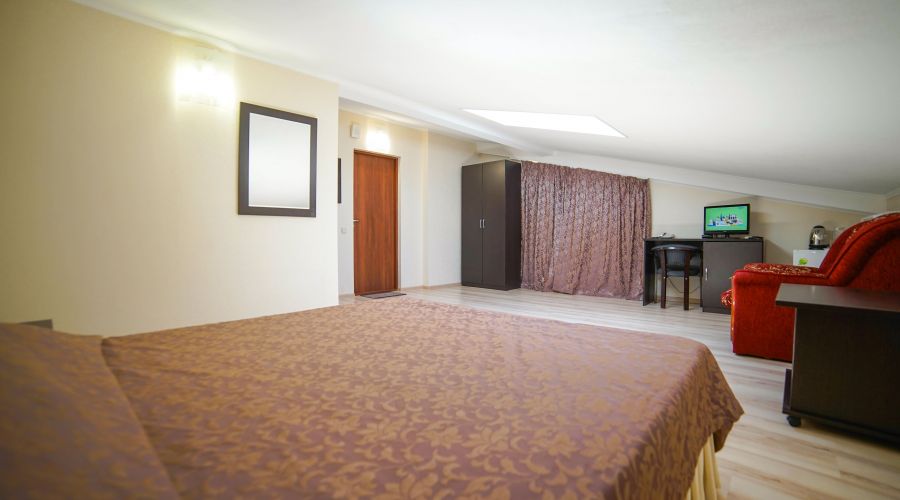 Стандарт 2-местный мансардный