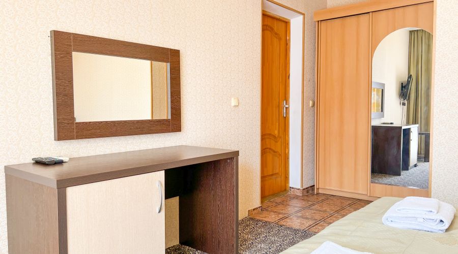 Полулюкс 2-местный с доп.местом