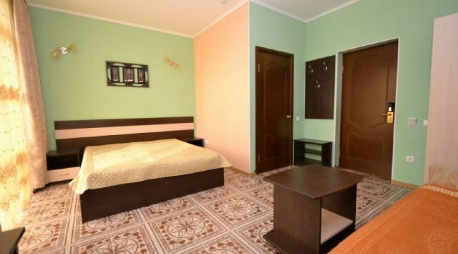 Люкс Семейный 4-местестный 2-комнатный