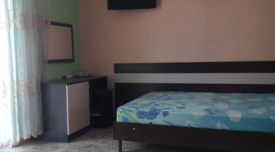 Стандарт 4-местный с балконом