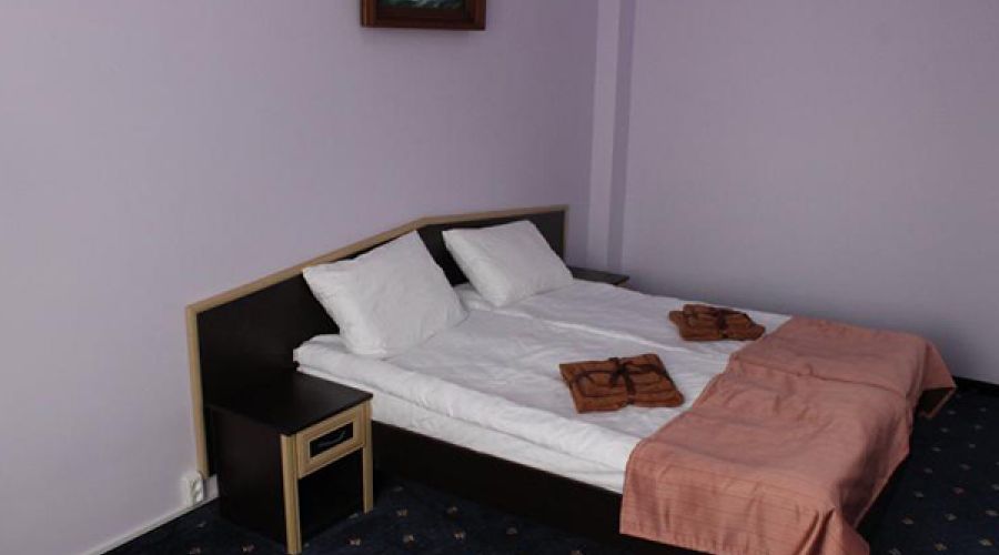 Полулюкс 4-местный 2-комнатный