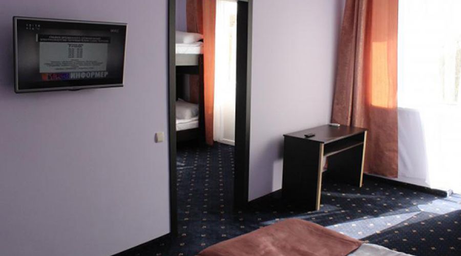 Полулюкс 4-местный 2-комнатный