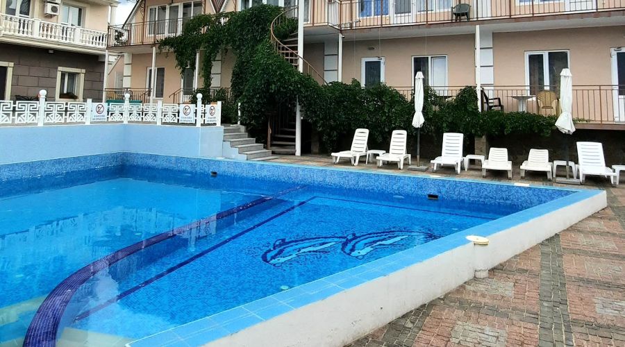 Стандартный 4-местный 2-комнатный