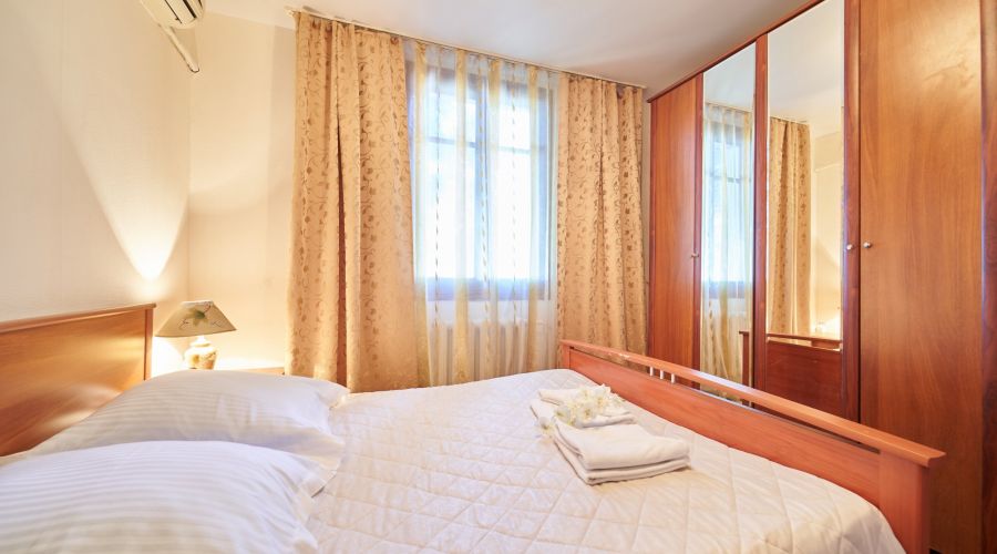 Повышенной комфортности 2-местный 3-комнатный коттедж