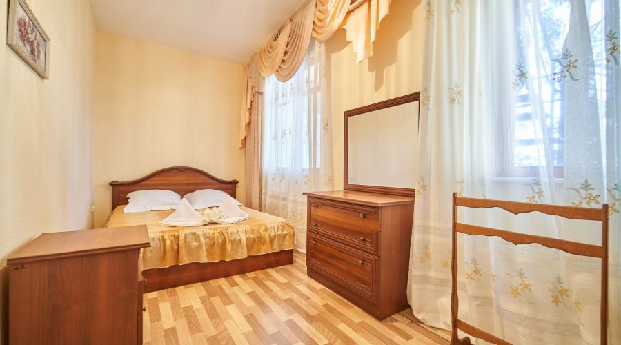 Повышенной комфортности 2-местный 2-комнатный коттедж