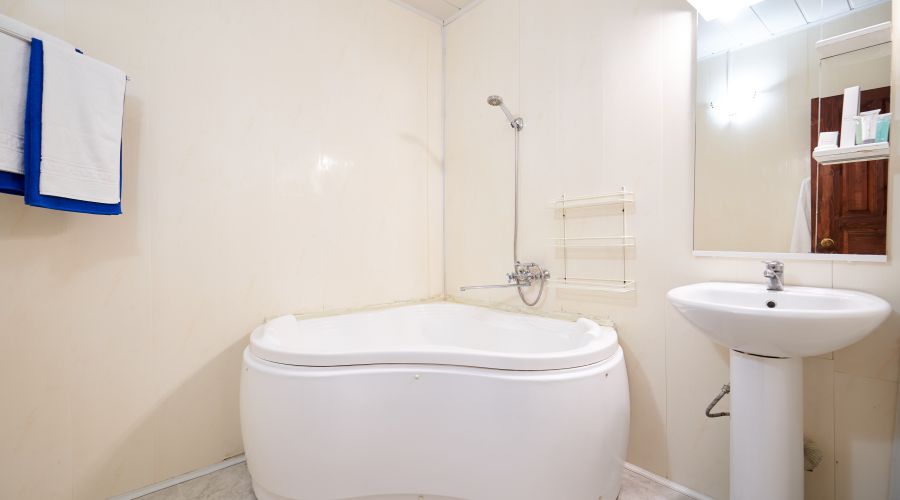 Повышенной комфортности 2-местный 3-комнатный коттедж