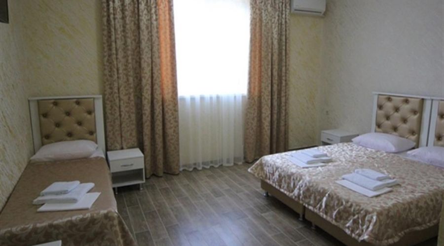 Полулюкс 3-местный 