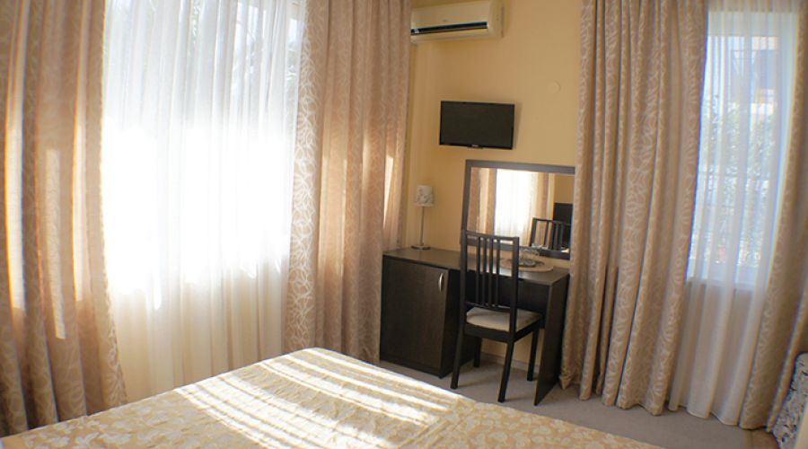 Стандартный 2 местный вид на деревья