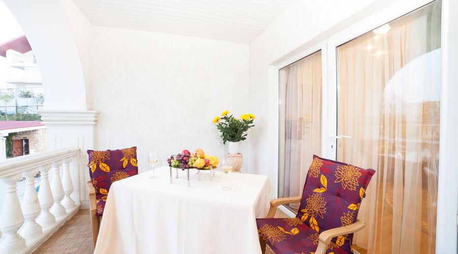 Люкс Дионис 2-местный 2-комнатный