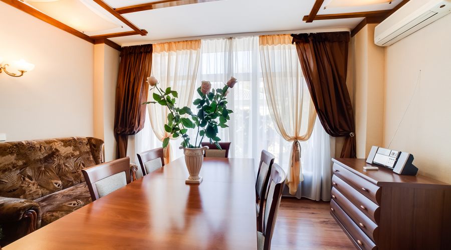 Люкс улучшенный Арго 2-местный 2-комнатный 