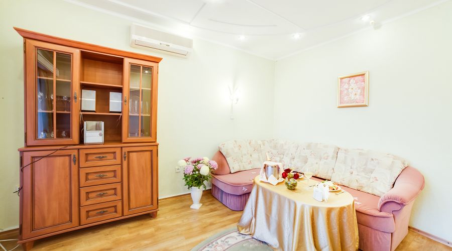 Люкс Цветочный 2-местный 2-комнатный