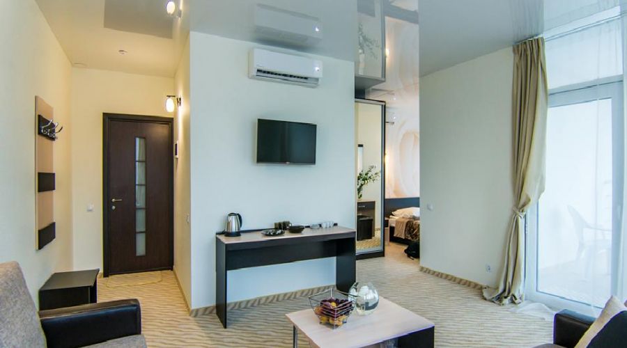 Полулюкс 2-местный 2-комнатный с террасой 4В