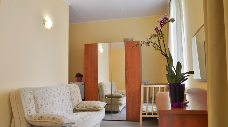 Полулюкс 2-местный с балконом