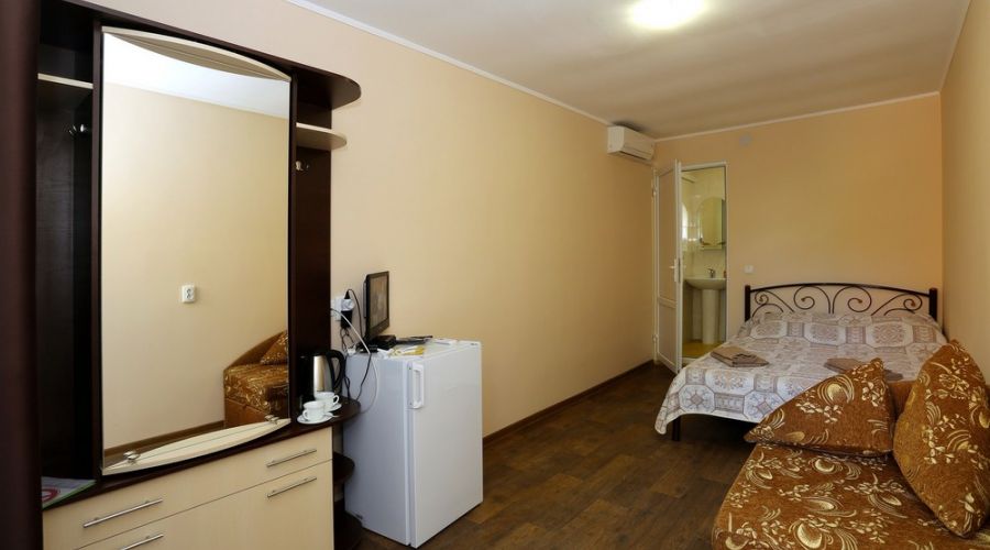 Стандарт 2-местный без балкона над кафе №21,22,23,24