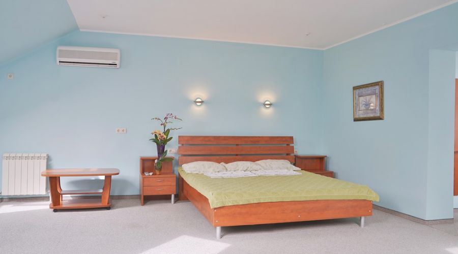 Полулюкс 2-местный №3,8 без балкона