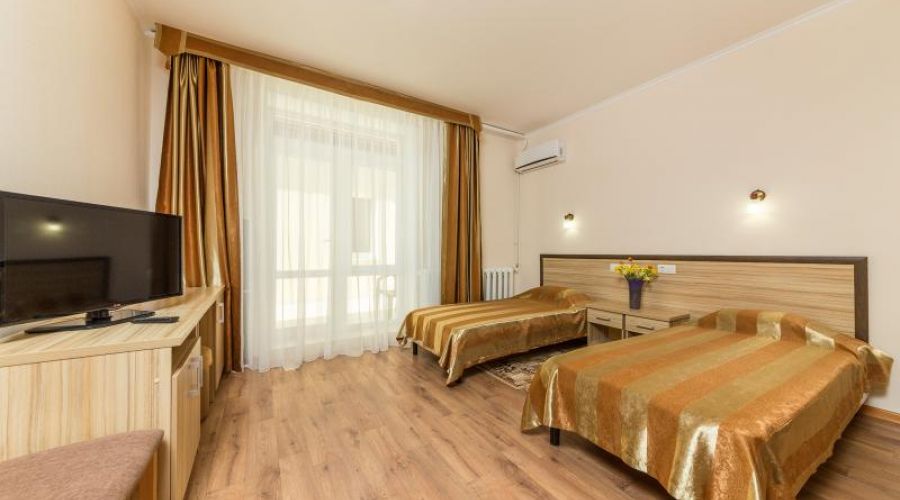 Семейный 3-местный