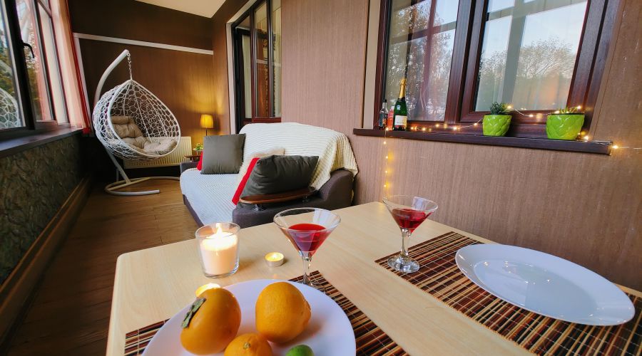 Апартаменты 6-местные Апартаменты (вид на бассейн, с кухней)