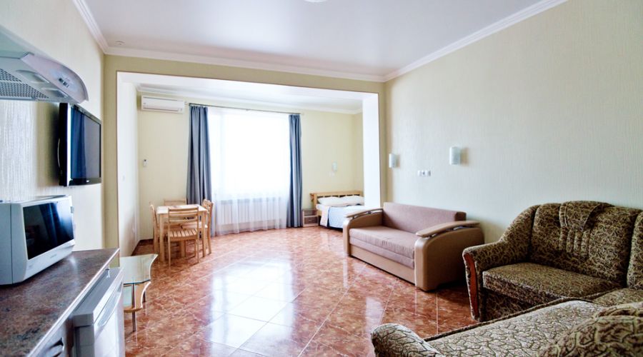 Семейный 6-местный