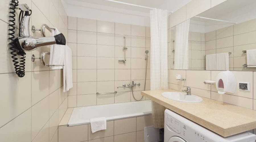 Апартаменты 2-местный 2-комнатный с одной спальней, вид на город с 6-15 этаж